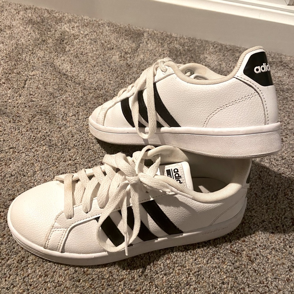 Barely worn, Sz 7 Womens Cloudfoam by Adidas